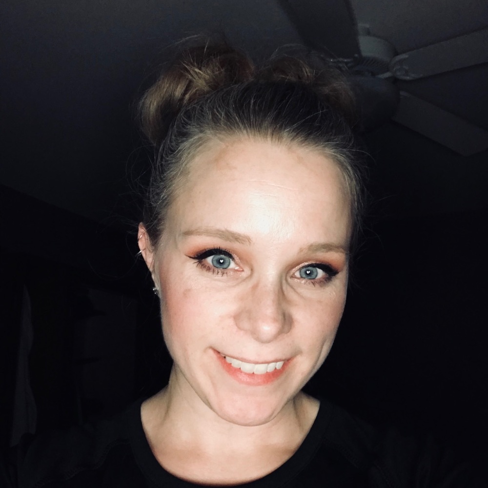 Meet your Posher, Mandie